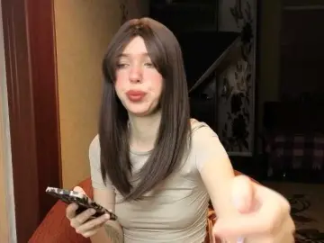 LiloMeoww from bongacams