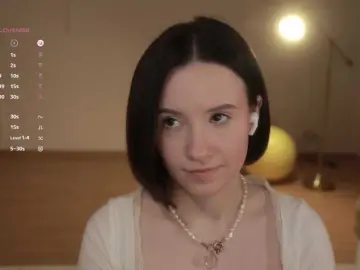 Bongacams Adult Video Chat of -FemaleEssence-