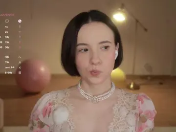 Bongacams Adult Video Chat of -FemaleEssence-