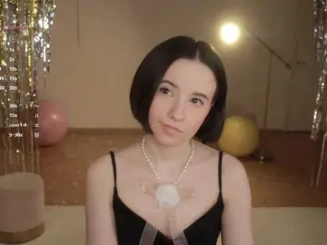 Bongacams Adult Webcams of -FemaleEssence-