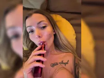 Bongacams Adult Webcam of Wild-Angel777