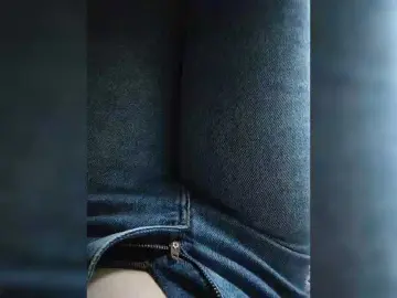 Icequeen0 from bongacams