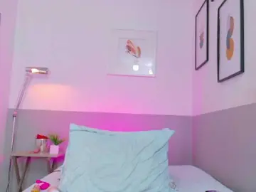 Bongacams Free Porn Cam of skinnyprinces