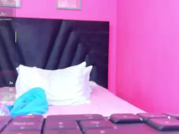 Bongacams Sex Cam of skinnyprinces