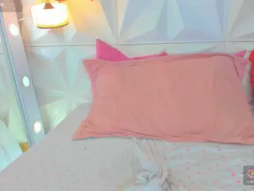 Bongacams Sex Chat of cutelatinaxxx