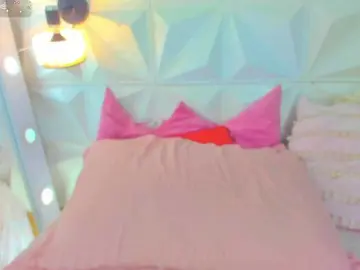 Bongacams Sex Cam of cutelatinaxxx