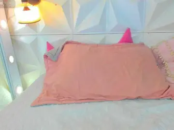 Bongacams Sex Cam of cutelatinaxxx