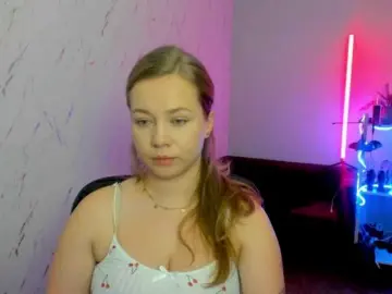 Bongacams Free Live Porn of hollyBB