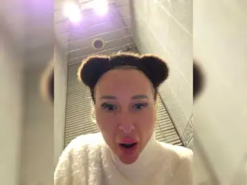 Bongacams Live Sex Cam of Valeriah