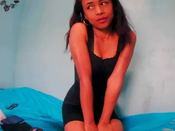 Bongacams Sex Cam of Roxanne03