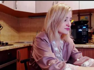 Bongacams Live Sex Cam of alya555