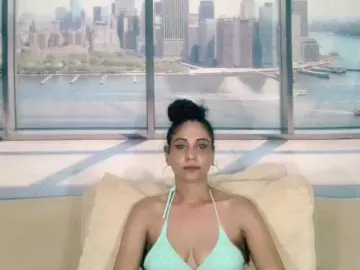 Bongacams Adult Webcams of ErroticStarr