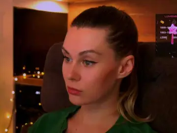 Bongacams Watch Live Sex Cams of -JesusWife-