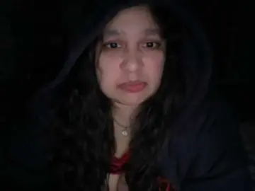 Bongacams Live Sex Cam of DUMBHOEMELANIE