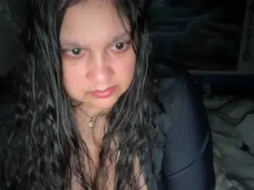 Bongacams Nude Webcam of DUMBHOEMELANIE