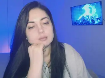 LackyCharm from bongacams