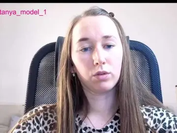 Bongacams Live Sex Cam of --MODEL--1