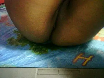 Bongacams Watch Live Sex Cams of Minou20