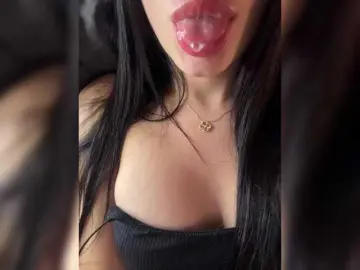 Bongacams Live Sex Cam of -little--minxxx-