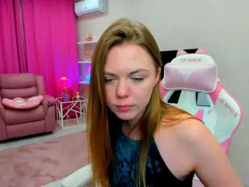 Bongacams Watch Live Sex Cams of Strawberrye