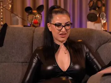 Bongacams Free Live Porn of KellyKent