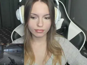 Bongacams Nude Webcam of EmilySkout