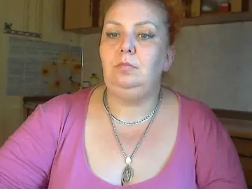 LilyTanya from bongacams