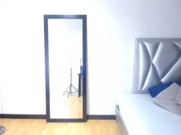 Bongacams Free Porn Cam of goldenn-ass