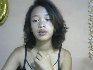 Bongacams Nude Webcam of Laura1881