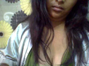 Bongacams Sex Cam of babyhornyx