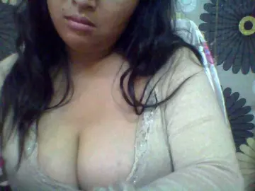 Bongacams Sex Cam of babyhornyx