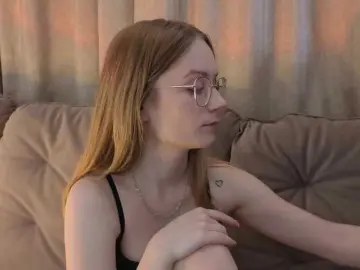 Bongacams Nude Webcam of edlin-gail