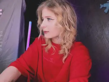 goth-bimbo from bongacams