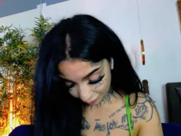 Bongacams Watch Live Sex Cams of CreamyInk