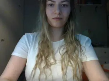 Bongacams Live Sex Cam of RosieJune