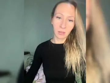 Bongacams Watch Live Sex Cams of Saveta