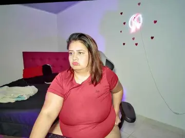 Bongacams Watch Live Sex Cams of Lizz-Milf