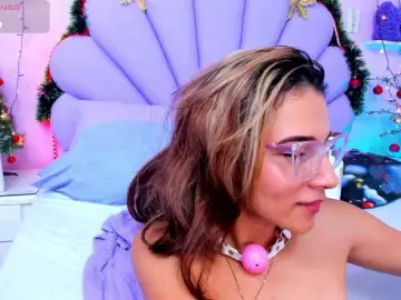 Bongacams Live Porn of HannaPretthy