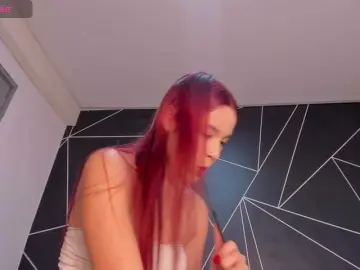 Bongacams Live Porn of RedHeadSusy