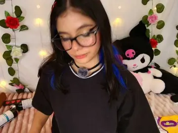 Bongacams Live Sex Cam of cutee-andrea1