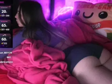 bubblybubbles from bongacams