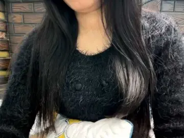 Bongacams Live Sex Cam of Dollmeenu