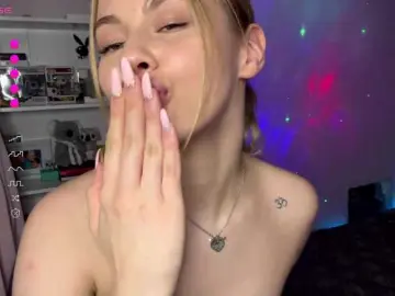 ShyElisa from bongacams