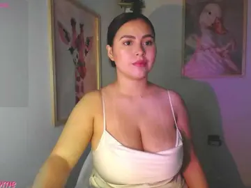 Bongacams Free Live Porn of Zoebolton1