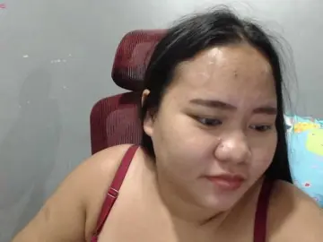 Bongacams Watch Live Sex Cams of BubbleButtPinay