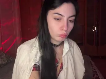 Bongacams Best live sex cam show of RadiantLuna