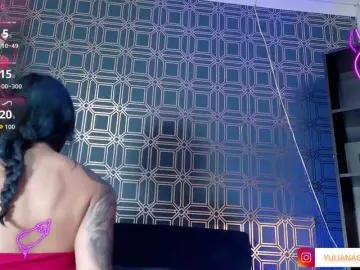 Yuliana-Demon from bongacams