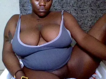 Afrobooty from bongacams