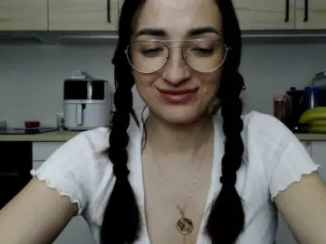 Bongacams Nude Webcam of LorennePlay