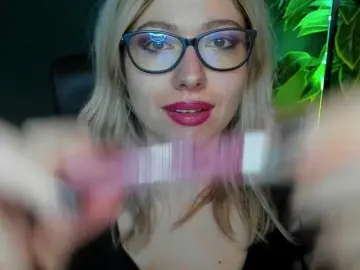 Bongacams Adult Webcams of xxHeidiLove